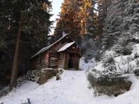 night-hiking-in-the-blizzard-to-abandoned-19th-century-v0-sbx9k8a1lpd81.webp night-hiking-in-the-blizzard-to-abandoned-19th-century-v0-sbx9k8a1lpd81.webp